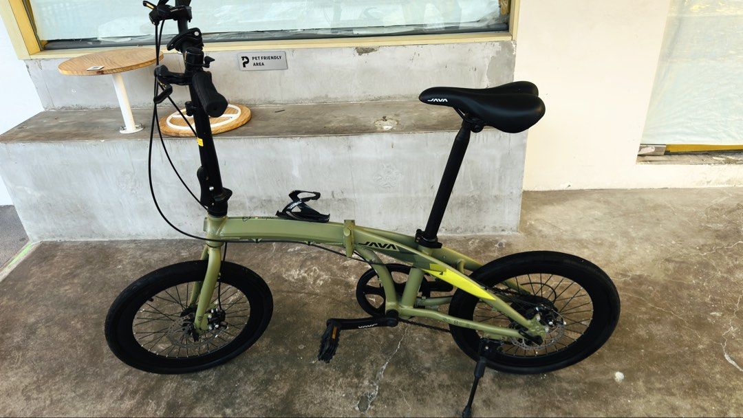 JAVA ZELO V2 (Category: Bicycles) located in Singapore. Submitted by thrifty_well.loved (Listing ID 1467945277, Image 1). Description: I am selling my Java Zelo v2 folding bicycle It’s in good shape No issues . Few noticeable rust on few bolts Will include helmet also Thank you Any Questions Please leave me a message 😉.