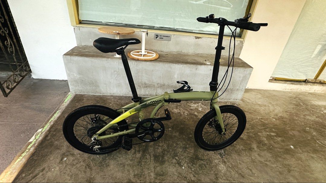 JAVA ZELO V2 (Category: Bicycles) located in Singapore. Submitted by thrifty_well.loved (Listing ID 1467945277, Image 2). Description: I am selling my Java Zelo v2 folding bicycle It’s in good shape No issues . Few noticeable rust on few bolts Will include helmet also Thank you Any Questions Please leave me a message 😉.