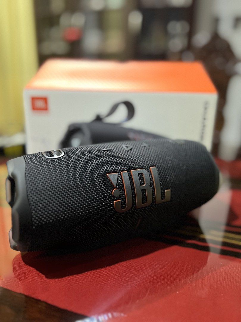 JBL Charge 6 Portable Bluetooth Speaker (Category: Soundbars, Speakers & Amplifiers) located in Los Banos. Submitted by gcatelo (Listing ID 1468036727, Image 2). Description: - Authentic JBL Charge 6 portable Bluetooth speaker in sleek black - 100% fully functional with seamless connection to the official JBL app - Delivers signature powerful sound and impressive long-lasting battery life - Includes original box for safe storage or gifting - Perf