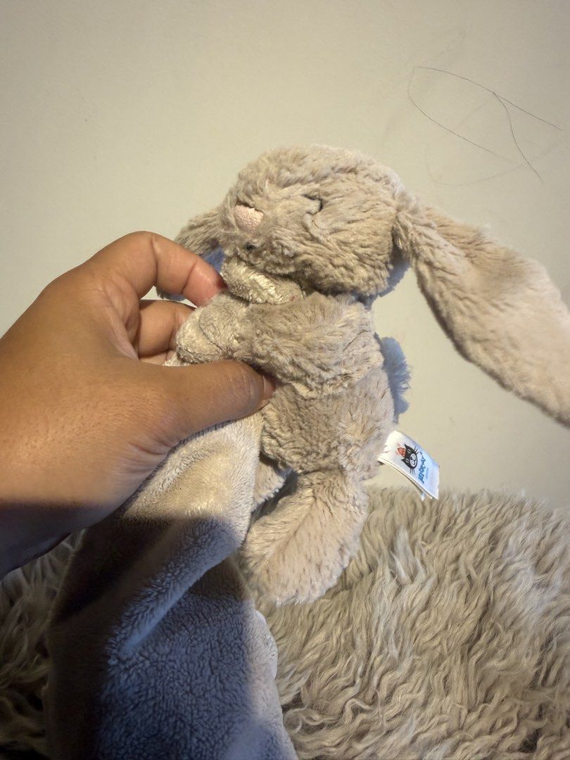 Jellycat (Category: Plushies & Soft Toys) located in La Trinidad. Submitted by reeze_24 (Listing ID 1467842619, Image 3). Description: .