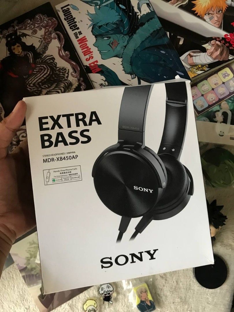 JJK, BLEACH, Random Anime Merch (Category: Action & Battle Toys) located in Escalante. Submitted by usoppyon_ (Listing ID 1467846581, Image 2). Description: wts lfb nanami/bleach urahara/random set/mob psycho manga set free headphones ! — wysiwyg (expect minimal flaws). can send more photos of the item's condi thru pm. x sensitive. — all authentic, from personal collection. — payo / dp to reserve the item — pay rembal within 2 days (all payments 