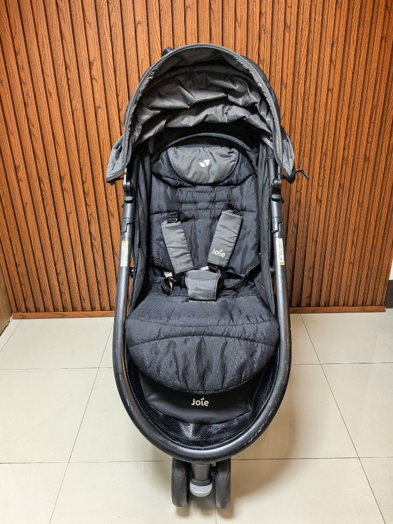 Joie litetrax 3 🛞 (Category: Strollers) located in Manila. Submitted by miradoming32070 (Listing ID 1467923276, Image 1). Description: Joie litetrax 3 ➡️ Newborn to toddler ➡️ Fully recline ➡️ Adjustable seat ➡️ High seat ➡️ Jogger stroller ➡️ For your heavy baby ➡️ Compact fold Like new condition.