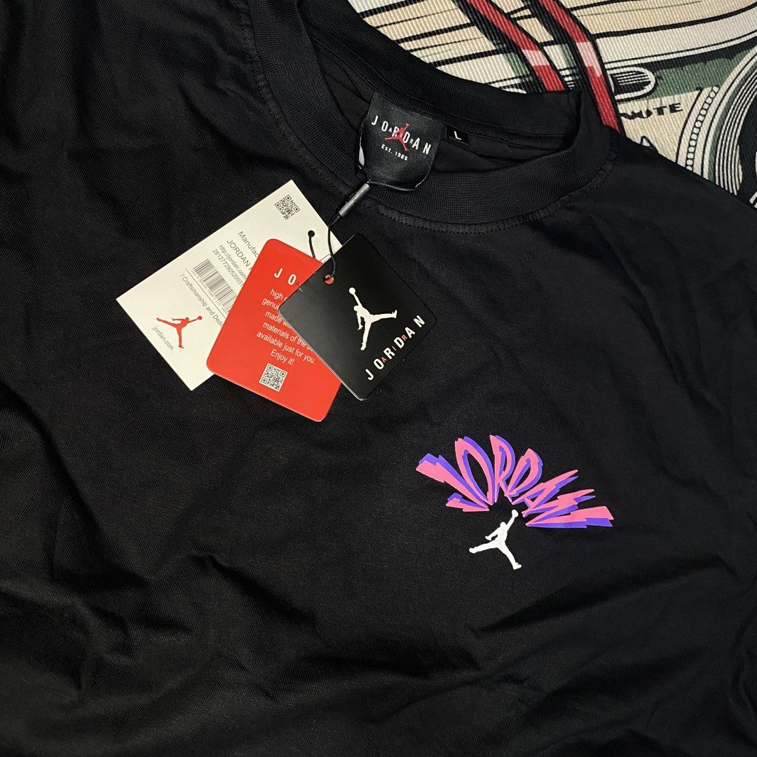 Jordan Flight (Category: Activewear) located in Bacoor. Submitted by fitcart (Listing ID 1467873303, Image 2). Description: Size: L Dimes: 28 × 22 Fabric: Cotton Condition: Good Condition Color Rate: 9/10 Issue: None Price: ₱350.