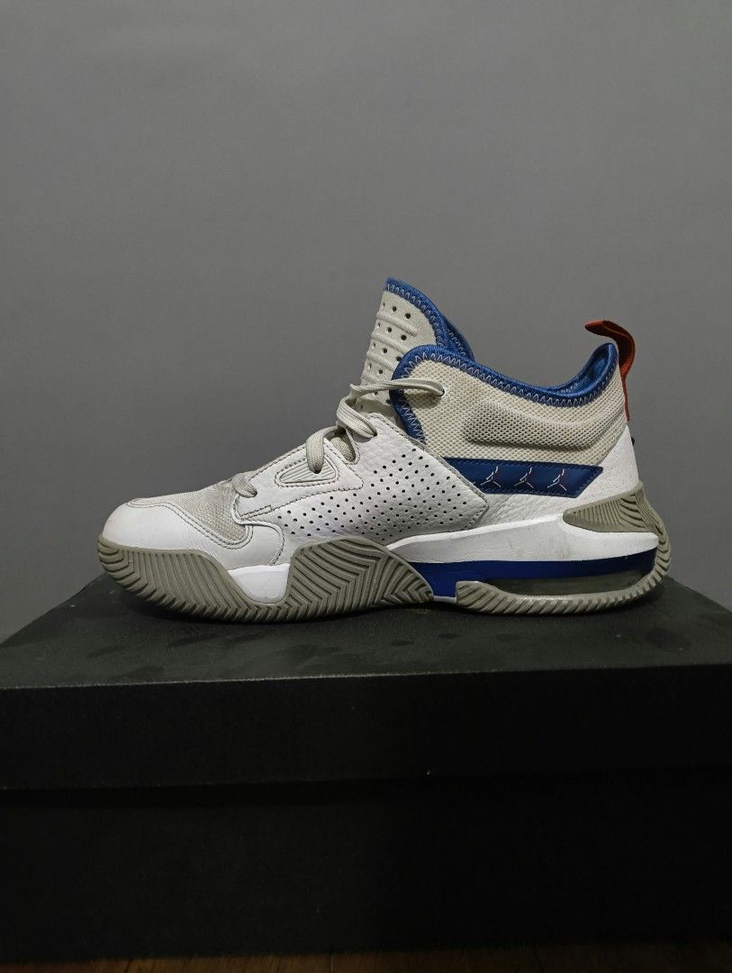 Jordan Basketball Shoes (Category: Sneakers) located in Pasig City. Submitted by cxdwr_ (Listing ID 1467955809, Image 2). Description: - Model: Jordan - Colorway: White mesh and leather upper with striking blue and red details - Condition: Clean laces and insoles, minor scuff mark near the front toe box on one shoe - Packaging: Original box included - Slightly negotiable .