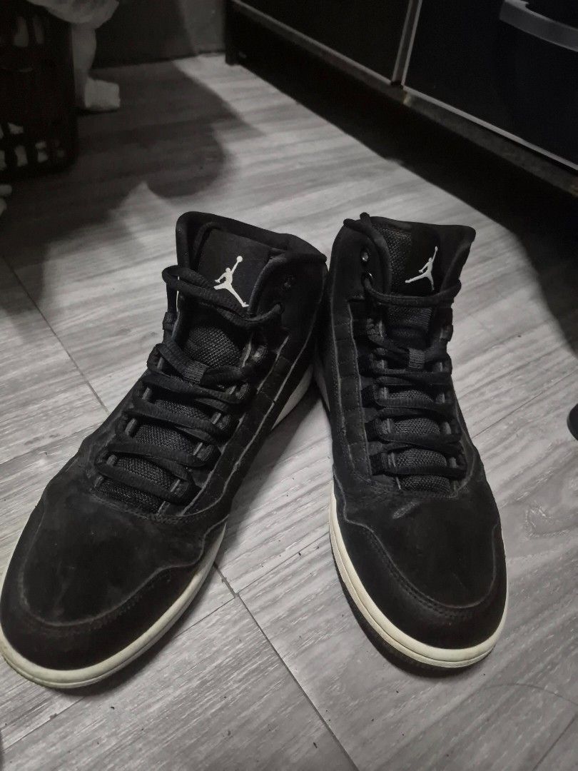 Jordan shoes black size 8 US (Category: Sneakers) located in Famy. Submitted by aleyamae1122831 (Listing ID 1467946275, Image 3). Description: nike jordan executive original from japan 2 beses lang naisuot hindi pudpod sole no box .