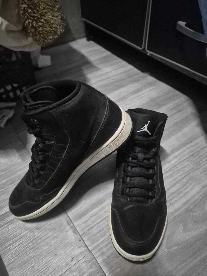 Jordan shoes black size 8 US (Category: Sneakers) located in Famy. Submitted by aleyamae1122831 (Listing ID 1467946275, Image 2). Description: nike jordan executive original from japan 2 beses lang naisuot hindi pudpod sole no box .
