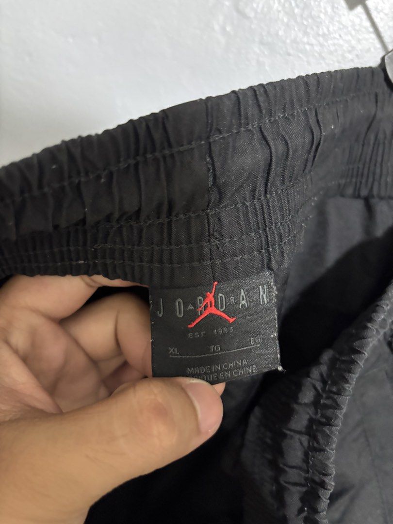 Jordan woven pants with side pocket (Category: Joggers) located in Bacolor. Submitted by dandaofficial25 (Listing ID 1467963676, Image 2). Description: 28-38W 38L .