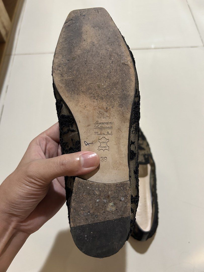 Joy & Peace Loafers EU 39 (Category: Loafers) located in Makati City. Submitted by miss.manolos.closet (Listing ID 1467892107, Image 3). Description: Runs big, fits 25.5 cm feet.