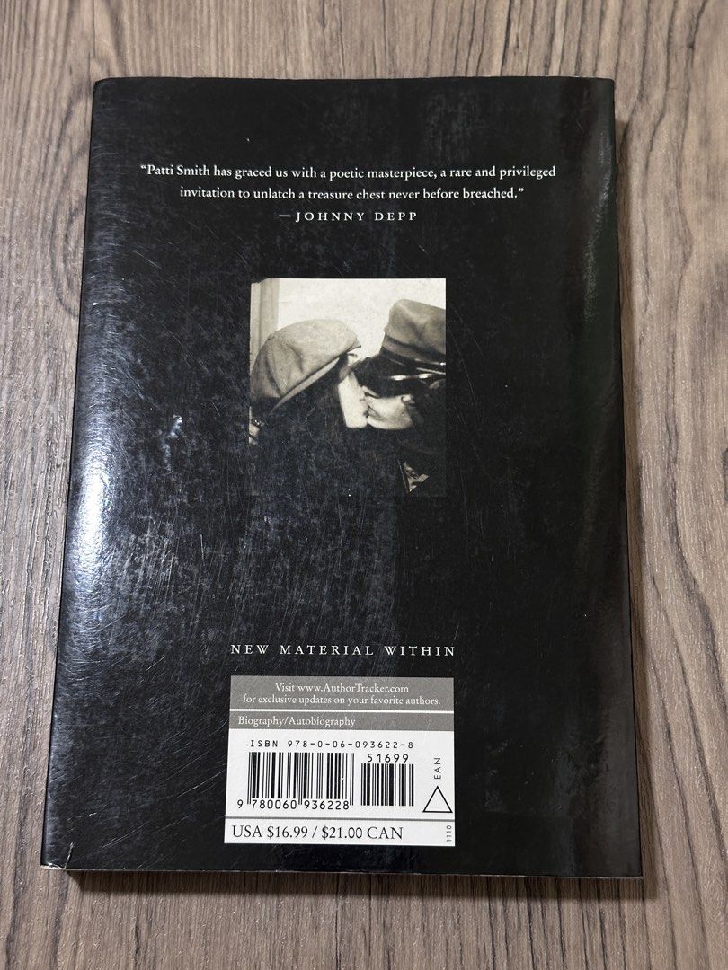 Just Kids by Patti Smith (Category: Storybooks) located in San Pedro. Submitted by just4books_hn (Listing ID 1467882918, Image 2). Description: - Title: Just Kids by Patti Smith (Paperback with cover photos) - Condition: Clean inside pages, light wear on spine and edges .