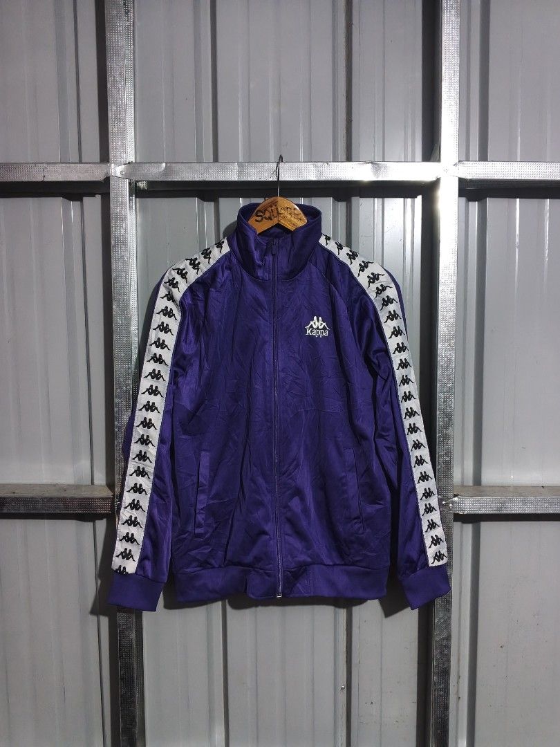 Kappa sidetape trackjacket (Category: Hoodies) located in Bacolod City. Submitted by squarer00ts (Listing ID 1467990043, Image 1). Description: Kappa Sidetape Track Jacket Size on tag: Medium Dimension : Width 21.5 × Length 27.