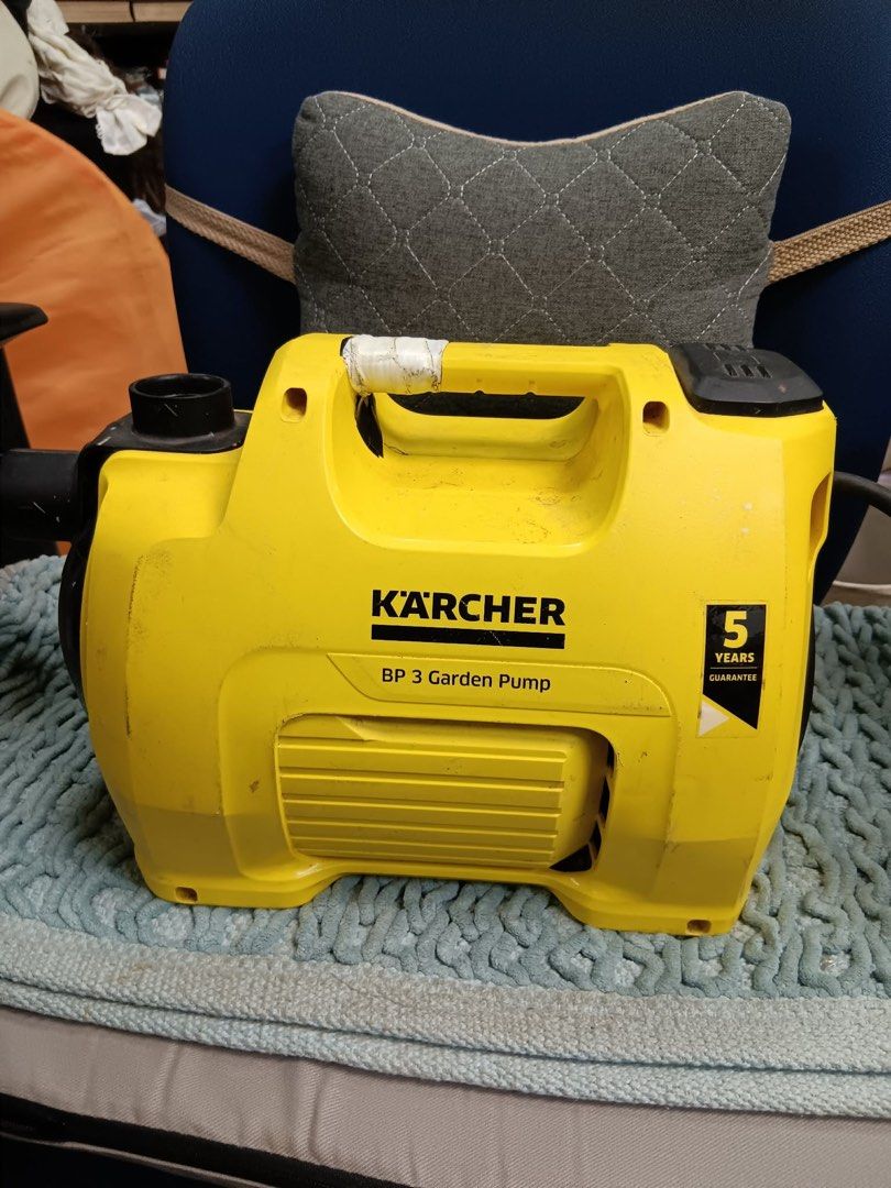 KARCHER BP3G 104135 Garden Pump (Category: Hose and Watering Devices) located in Pasay City. Submitted by meostore (Listing ID 1467902106, Image 1). Description: -Model no.: BP3 G / 104135 -Power rating: 800 watts -Input rating: 230-240V ~ 50Hz -Max. Flow rate: < 3500 -Easy switch on and off; Optimal sealing system; Handle and transport NOTE: Unit has repaired handle grip. Actual photos are as posted..