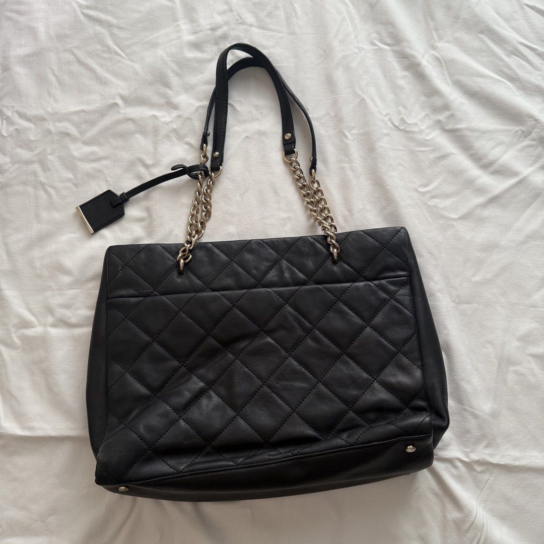 Kate Spade Natalie (Category: Tote Bags) located in Baguio. Submitted by dsabelg (Listing ID 1467869118, Image 2). Description: .