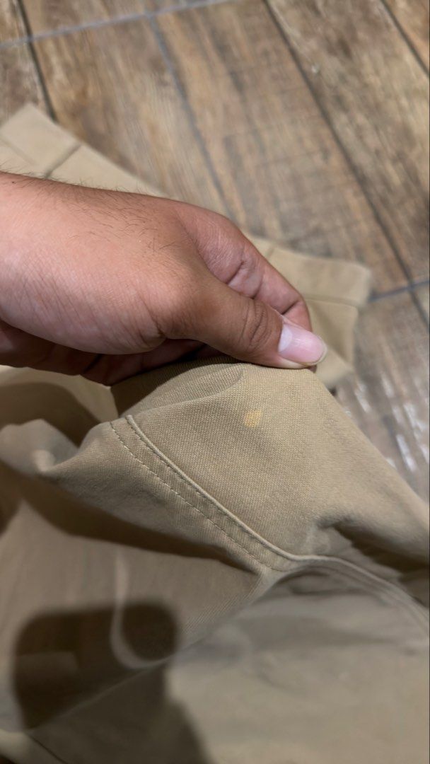 KHAKI BARREL PANTS (Category: Other Bottoms) located in Manila. Submitted by urban-vintage_2 (Listing ID 1467979099, Image 3). Description: ISSUE: SEE THE PICS FOR ISSUE (NEED WASH) MOP :GCASH (NO COD) SHIP VIA: LALAMOVE & J&T LOCATION: PASIG CITY LENGTH: 40 WIDTH : 30 HEM : 10.