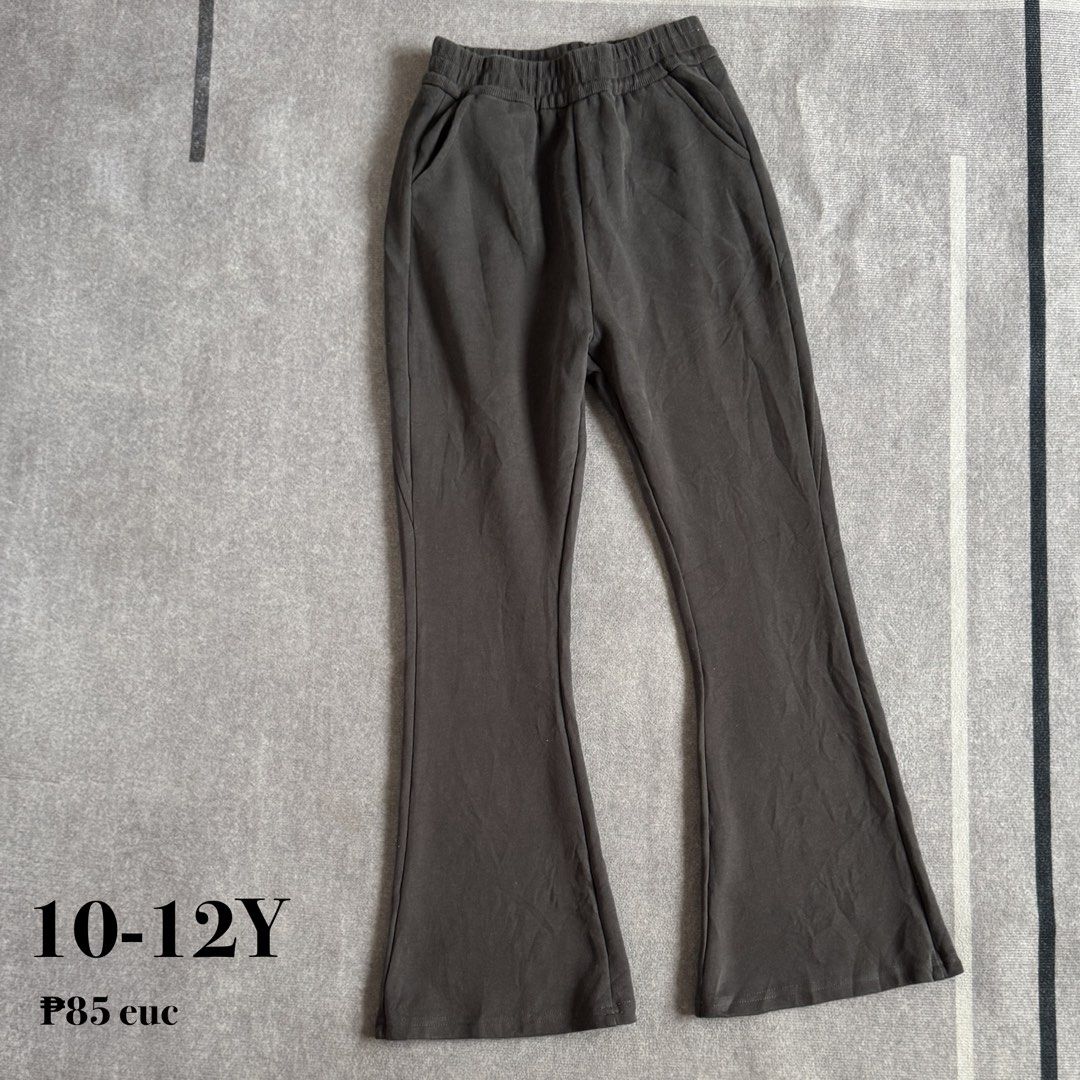 kids flare sweatpants (Category: Babies & Kids Fashion) located in Baguio. Submitted by mapa_laku (Listing ID 1467855064, Image 1). Description: .