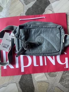 (Category: ) located in . Submitted by arteepreloved (Listing ID 1468019673, Image 1). Description: .