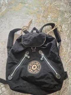 (Category: ) located in . Submitted by thriftntote (Listing ID 1467902059, Image 1). Description: .
