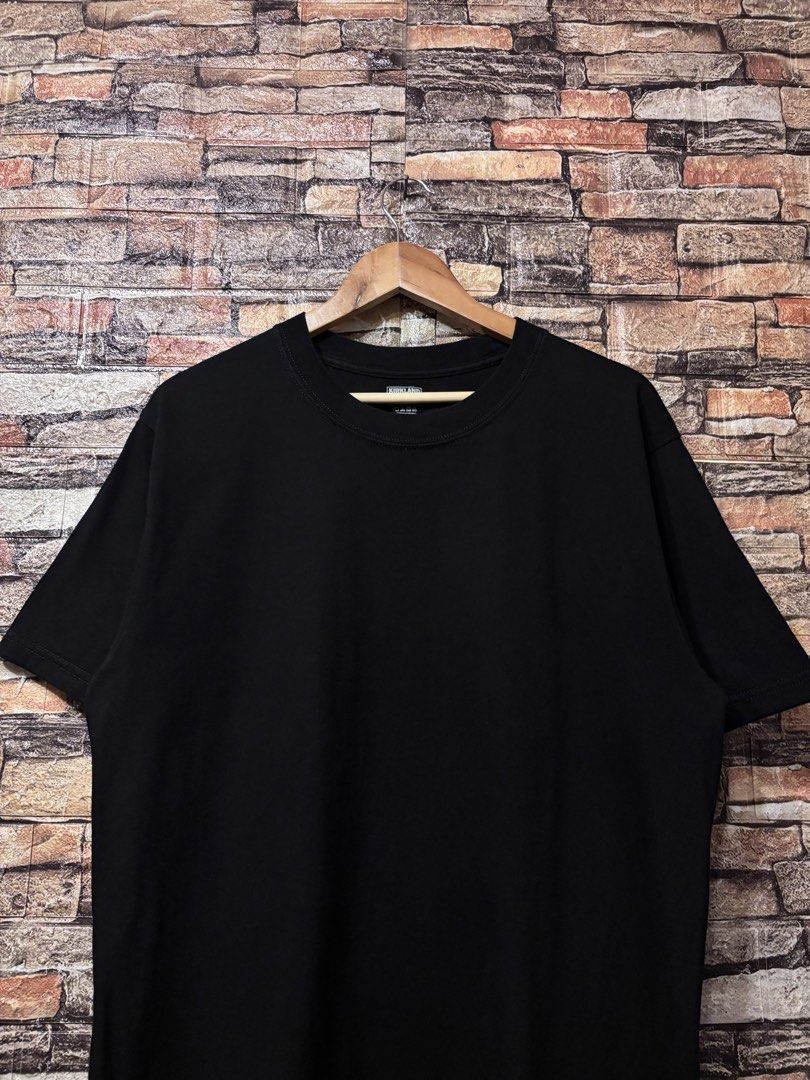 KIRKLAND PLAIN BLACK TEE (Category: Tshirts & Polo Shirts ) located in Davao. Submitted by angelothriftfinds (Listing ID 1467861793, Image 2). Description: KIRKLAND brand new condition dimension: 22” W | 33” L fit: L size issue: none mine: ₱200.