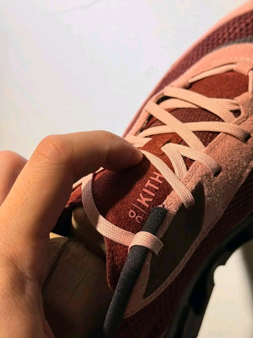 Kith for On K-Tech 2 - Reuby/ox (Category: Golf) located in Trece Martires City. Submitted by rarestone_90786e (Listing ID 1468019913, Image 3). Description: Kith for On K-Tech 2 - Reuby/ox Available all size Men's Women's Ship Nationwide Accept COD with Down-payment Same Day Delivery Manila Onhand.