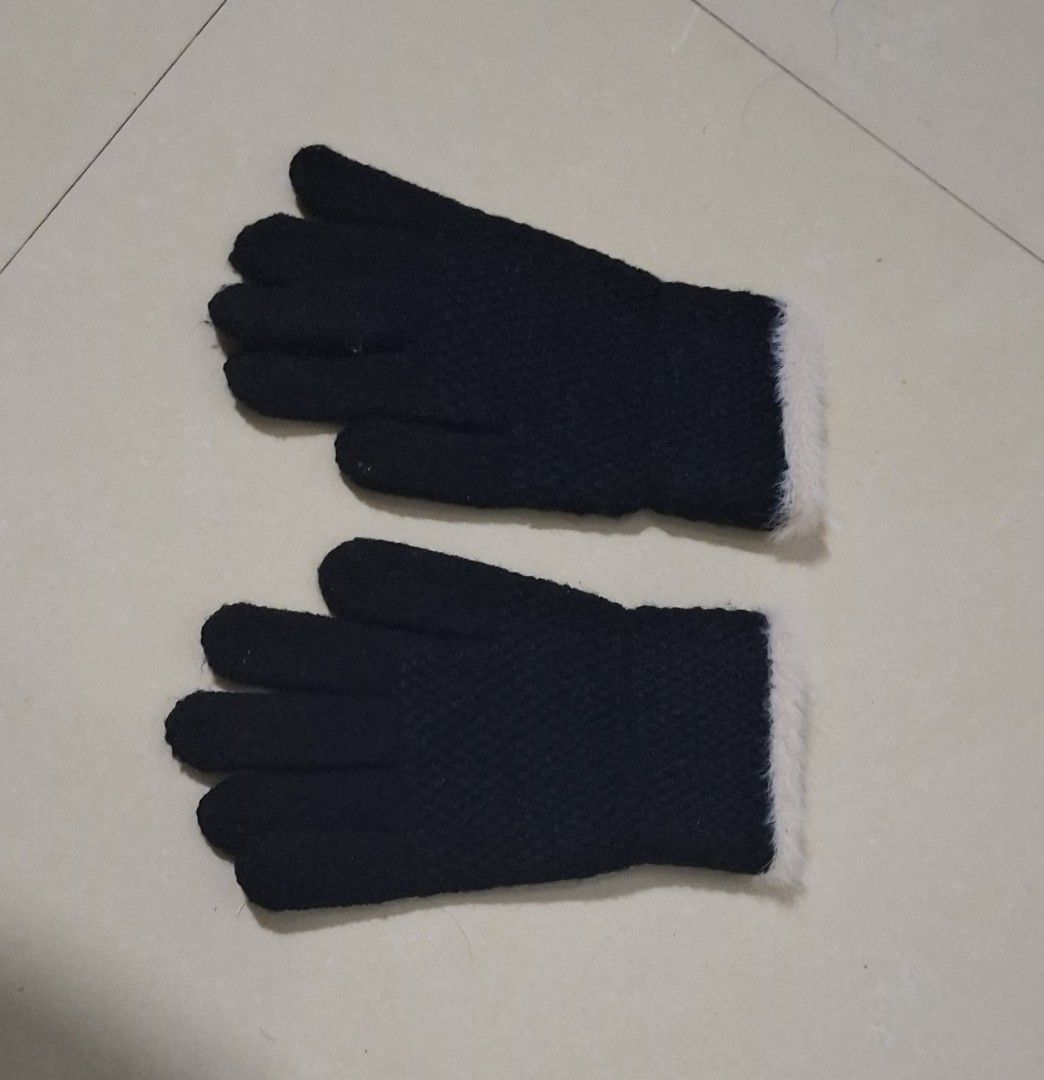 Knit Gloves 2 Pairs Black and Grey (Category: Babies & Kids Fashion) located in Imus. Submitted by maggieforce (Listing ID 1467930757, Image 2). Description: - worn by my 7 year old son but size 8 to 12 y/o in Shein - Set of 2 pairs: Classic black and soft grey - Warm textured knit design for cold weather - Stylish and cozy fluffy faux fur trim on cuffs - Stretch fit for comfortable daily commutes or walks.