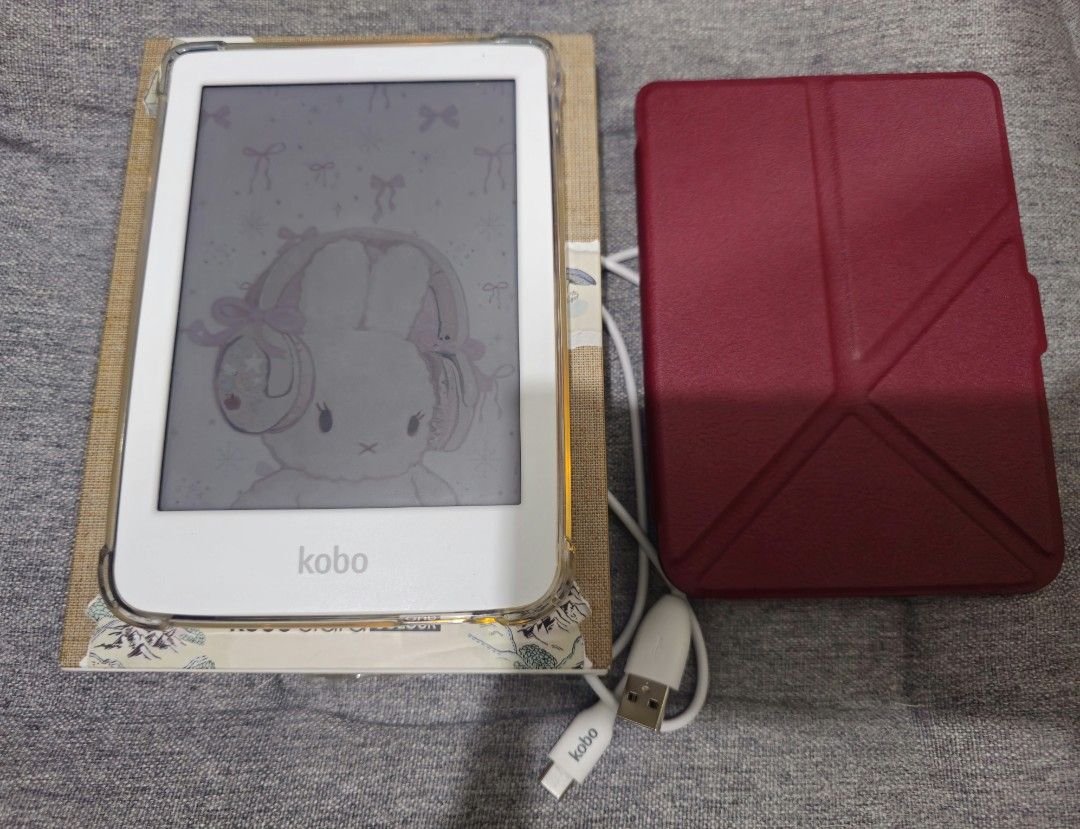 KOBO CLARA COLOUR WHITE (Category: E-Readers) located in Caloocan City. Submitted by dmd22.0917 (Listing ID 1467988884, Image 2). Description: KCC White 16gb inclusions: -clear case - origami case - kobo charging cable - with box *smooth body, hairline scratches sa screen but barely noticeable with screen protector rfs: need funds loc: south caloocan sf shouldred by buyer.