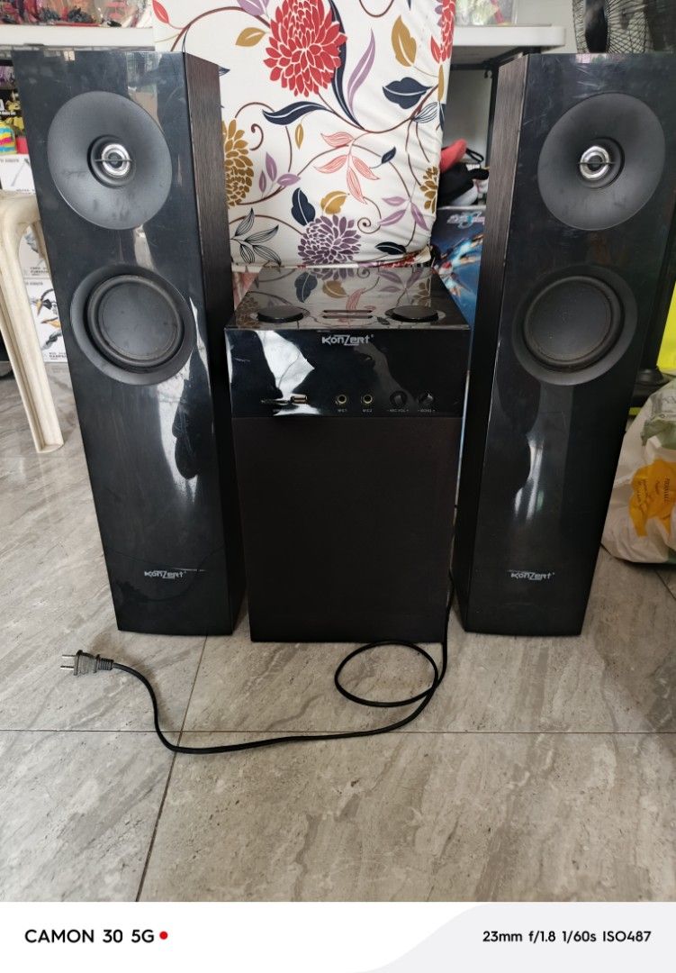 Konzert KX-450+ (Category: Soundbars, Speakers & Amplifiers) located in Marikina City. Submitted by eminachii (Listing ID 1467864247, Image 1). Description: 2.1 CH Dual Bass Speaker Bluetooth missing lang ng wire for connection sa dalawang speaker amplifier is working.