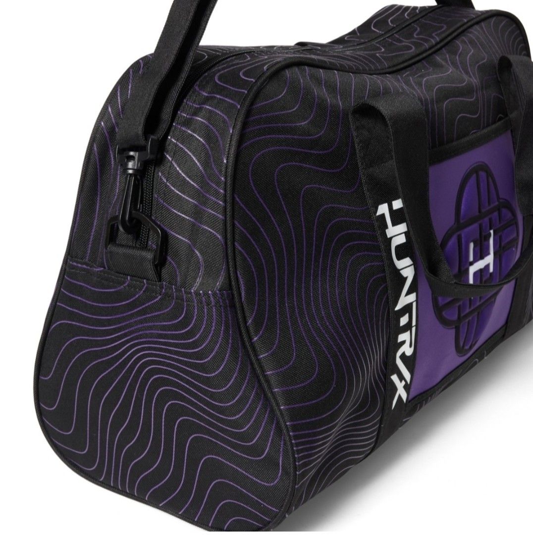 KPop Demon Hunters Huntrix Black Duffle Bag (Category: Beach Bags) located in Quezon City. Submitted by declttermum (Listing ID 1467840755, Image 3). Description: PASABUY: from Australia Brandnew official KPop Demon Hunters Huntrix Black Duffle bag. Arrival: December 15 #kpopdemonhunters #kpopdemonhuntersdufflebag #KDHdufflebag #huntrixdufflebag #kpopdemonhuntersmerch #KDHmerch #KDH #kpopdemonhuntersog #pasabuy #australiapasabuy #auspasabuy #hunt