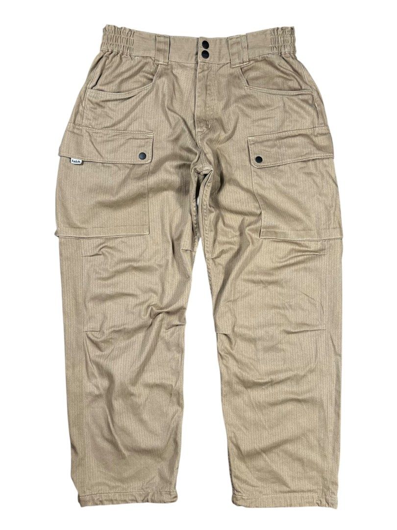 Lahk Cargo Pants (Category: Chinos) located in Bacolod City. Submitted by gabinuks2039771 (Listing ID 1468046450, Image 1). Description: 32-36 waist 40 Length 9 Leg Open Authentic Dm if interested .