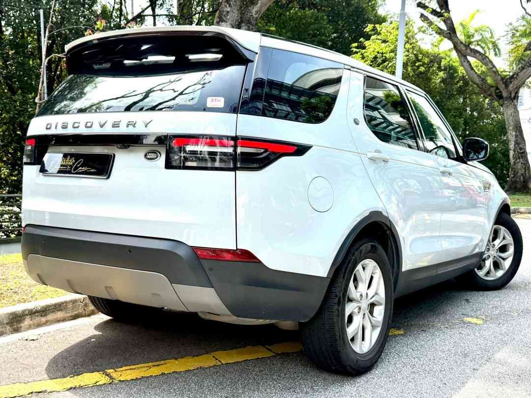Land Rover Discovery 2.0 Si4 HSE 7-Seater (A) (Category: Used Cars) located in Singapore. Submitted by queenscarpl (Listing ID 1439282697, Image 3). Description: Showroom: Sin Ming 176 Sin Ming Drive #01-18 Singapore 575721 Sales Contact: Alvin Ng tel:88132929 .
