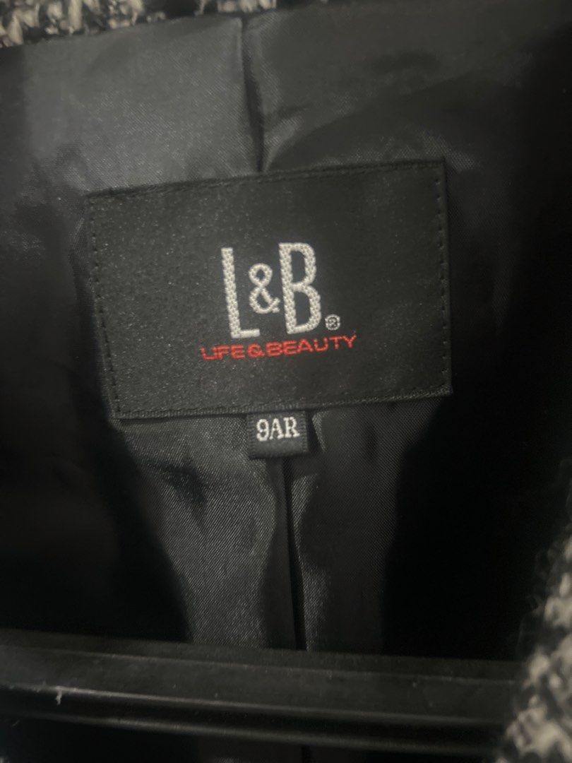 L&B tweed blazer (Category: Coats, Jackets and Outerwear) located in Cavite. Submitted by cecitrifthshop (Listing ID 1467895350, Image 2). Description: This is a black and white tweed blazer featuring a notched lapel with fringed trim and an inner tag from L&B Life & Beauty.small to meduim.
