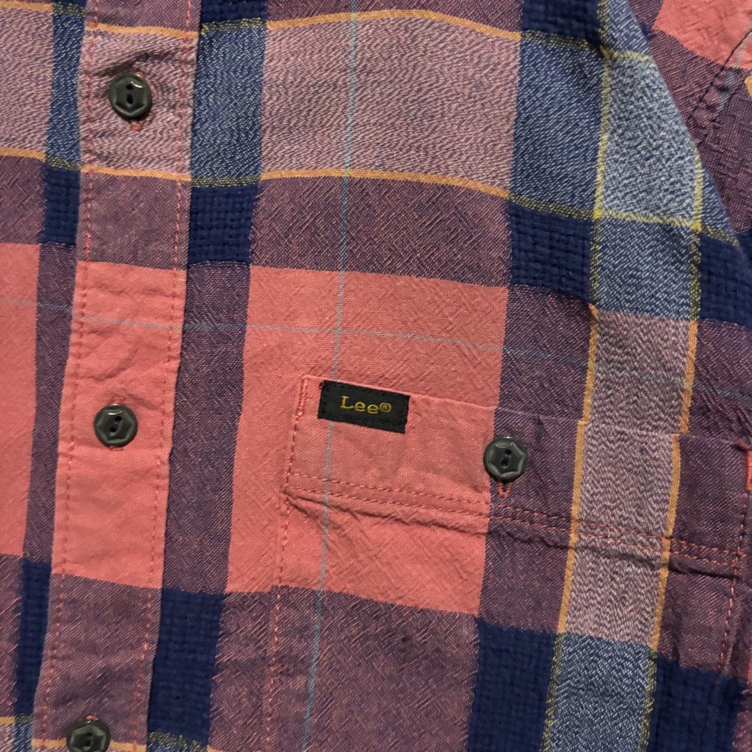 LEE PLAID POLO LONGSLEEVE (Category: Tshirts & Polo Shirts ) located in Taytay. Submitted by dwinsapparel (Listing ID 1467937599, Image 2). Description: LEE PLAID POLO LONG SLEEVE W-20 L-27.5 EXCELLENT CONDITION NEED WASH COMPLETE TAGS.