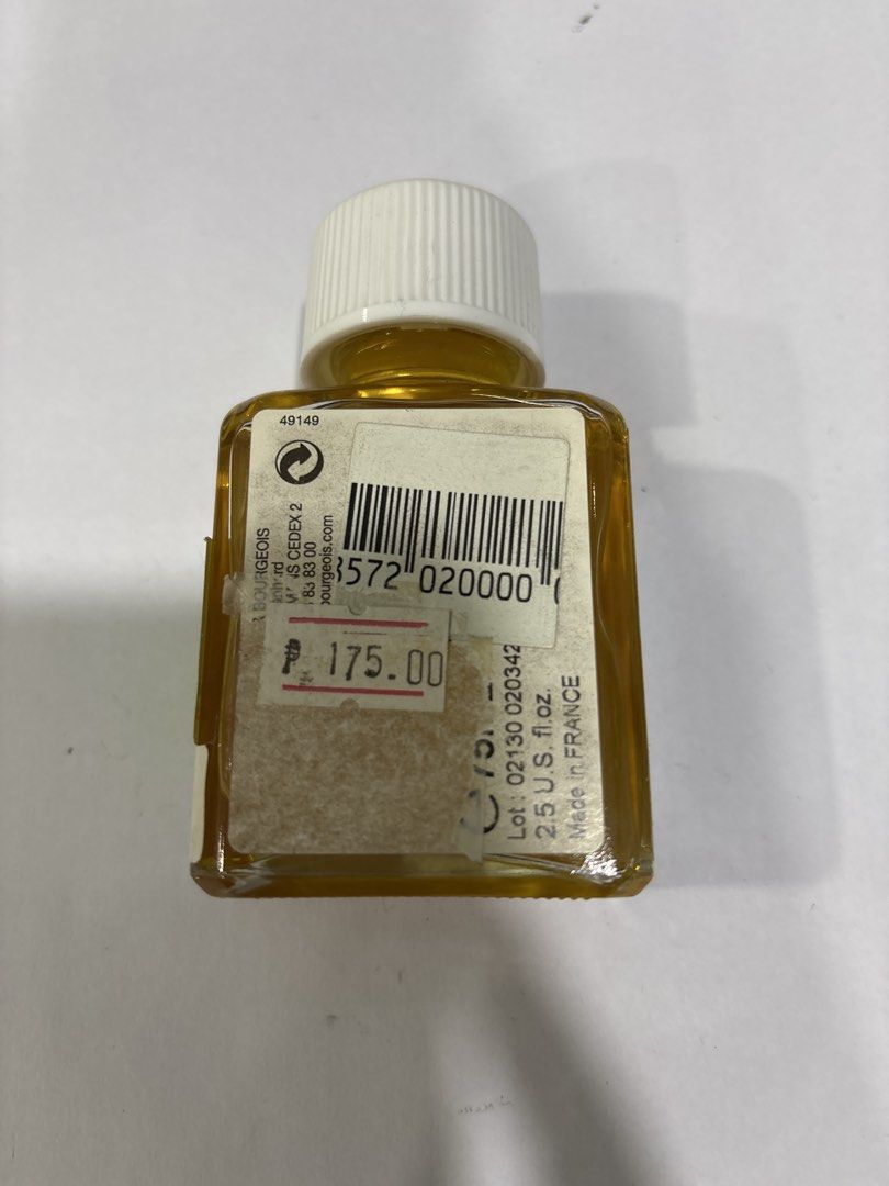 Lefranc Bourgeois Medium A Peindre Brillant 75ml (Category: Art & Prints) located in Mandaluyong City. Submitted by clothescarousel (Listing ID 1467981021, Image 2). Description: - Brand: Lefranc Bourgeois - Volume: 2.5 US fluid ounces / 75ml - Finish: Gloss, quick-drying - Features: Adds brilliance and depth, turpentine-free - Origin: Made in France - Packaging: Glass bottle with white screw cap - Condition: Authentic with original price sticker