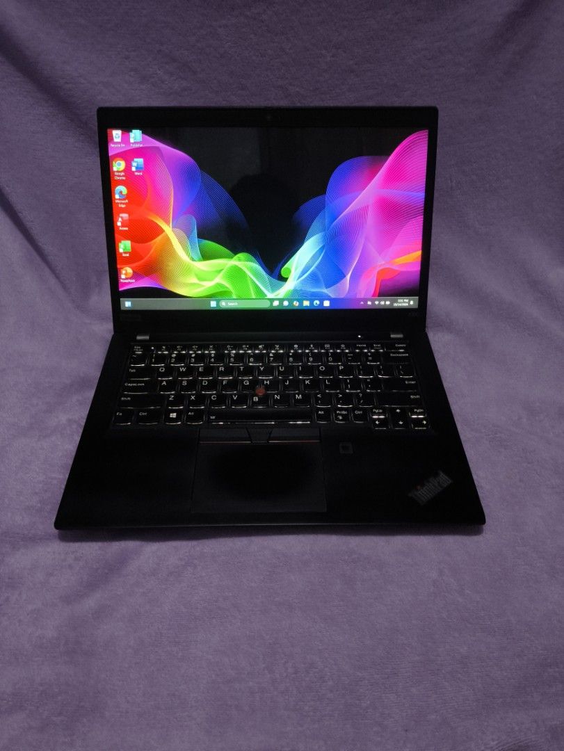 Lenovo thinkpad i7 8th gen (Category: Laptops & Notebooks) located in Quezon City. Submitted by lutz15 (Listing ID 1467966671, Image 2). Description: Lenovo laptop Processor: i7 8th gen Memory: 8gb dam ddr4 Storage: 256gb nvme fast boot Screen:14inch Frameless Videocard: Intel UHD graphics 620 Backlight keyboard white Unit and original charger Window 11 Ms office installed Good battery Good keyboard Good speaker Built in camera All usb port worki