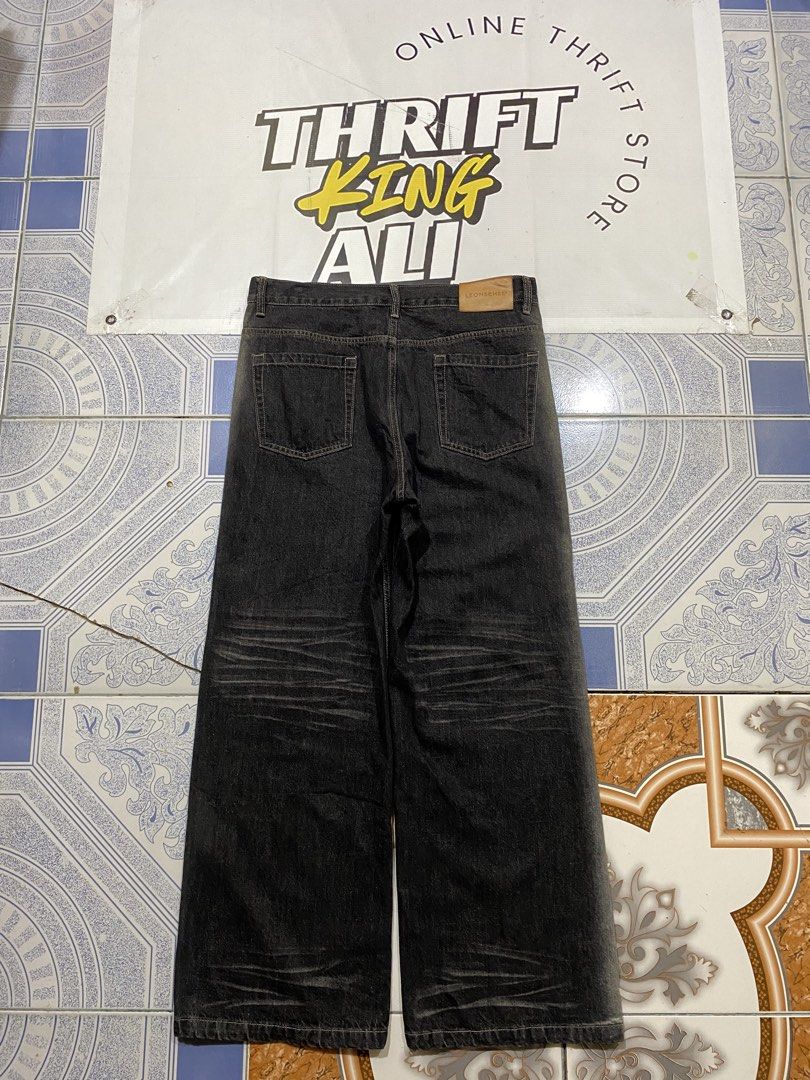 LEONSENSE Black Washed Baggy Pants (Category: Jeans) located in Rosario. Submitted by thrift_king_ali (Listing ID 1467849306, Image 2). Description: Leonsense Washed Dimes: W-35 L-40.5 Leg opening: 11 inches thigh: 13 inches no issue excellent condition 650+sf.