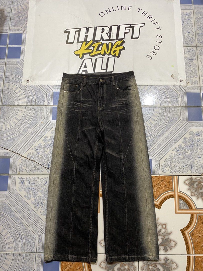 LEONSENSE Black Washed Baggy Pants (Category: Jeans) located in Rosario. Submitted by thrift_king_ali (Listing ID 1467849306, Image 1). Description: Leonsense Washed Dimes: W-35 L-40.5 Leg opening: 11 inches thigh: 13 inches no issue excellent condition 650+sf.