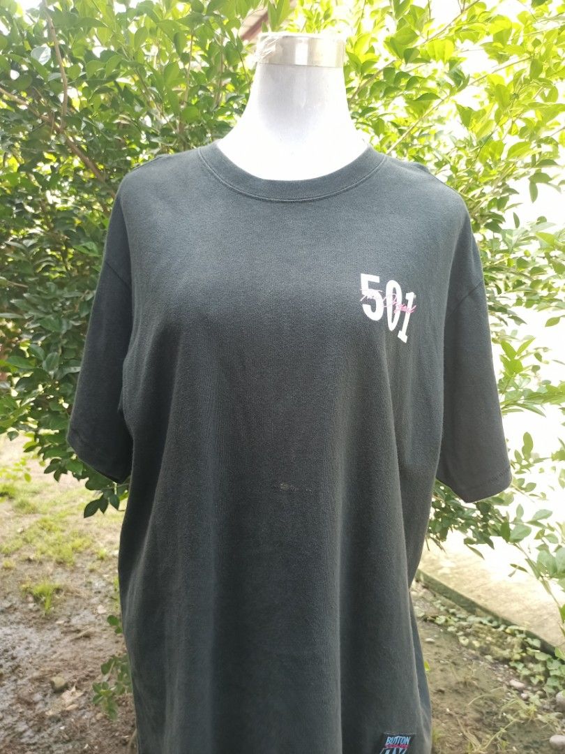 Levi's 501 (Category: Tshirts & Polo Shirts ) located in Manila. Submitted by mr.dodoublegg (Listing ID 1467880202, Image 1). Description: .