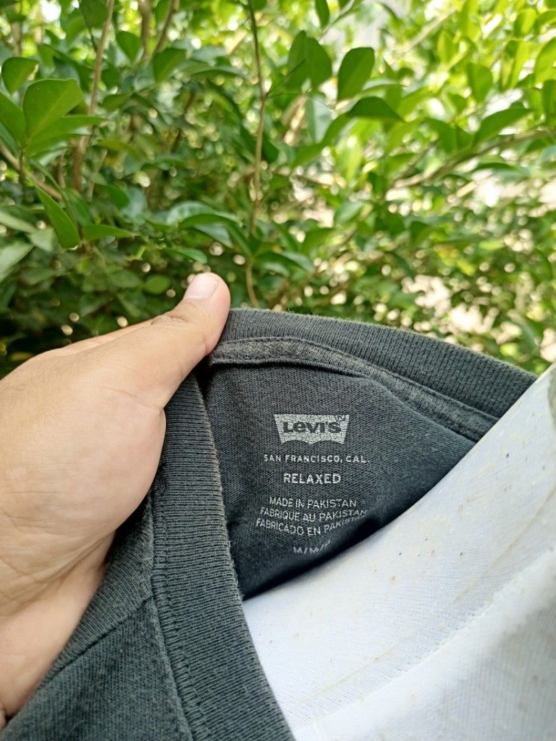 Levi's 501 (Category: Tshirts & Polo Shirts ) located in Manila. Submitted by mr.dodoublegg (Listing ID 1467880202, Image 3). Description: .