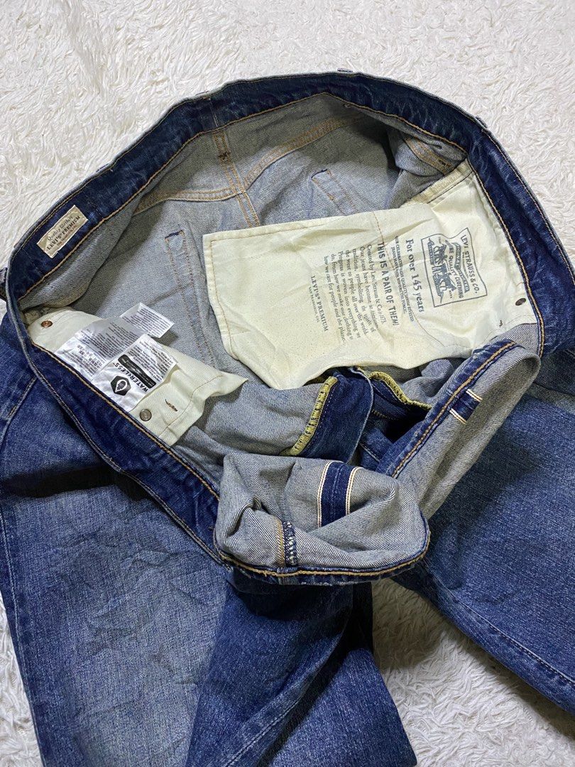 LEVIS 502 Premium SELVEDGE BLANK TAB (Category: Jeans) located in Cavite. Submitted by nld_thrift (Listing ID 1468012387, Image 1). Description: LEVIS 502 Premium/SELVEDGE BLANK TAB W 38 In tag (40 Actual) L 42 INCH Lo 8INCH Made in china 99%Cotton 1% elastine Authentic (money return if proven fake) .
