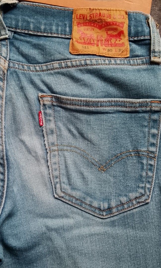 Levi's 511 slim fit for men (Category: Jeans) located in Calbayog City. Submitted by jen1027 (Listing ID 1468006387, Image 1). Description: LEVI'S 511 SLIM FIT FOR MEN Size 30 L32 On Tag Fit Up to 31-32 Stretch Actual Length 40.5 Hem 6 Made In Egypt Issue:Sign Of Used pati may konting rust sa harap ‼️PANGHARABAS NIYO MGA BOSS‼️ Price:550 + sf ⛔ Payment First ⛔Mop-Gcas ⛔Location Calbayog City Samar ⛔Pm.