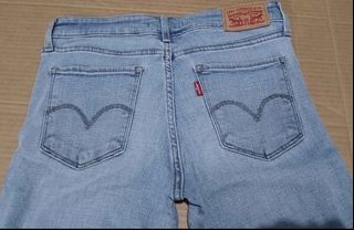 (Category: ) located in . Submitted by rods_clearance (Listing ID 1467900706, Image 1). Description: .