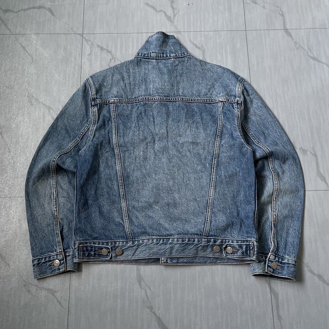 Levi's Premium Trucker Denim Jacket (Authentic) (Category: Coats, Jackets and Outerwear) located in Cavite. Submitted by newclassicwear (Listing ID 1467924953, Image 3). Description: Size S On Tag (20width 24length) Excellent Condition None Any Issue 9.8 Honest Color Rate Can Do Meet Up Around Sm Tanza Cavite Tanza📍 Authentic Levi's Premium Trucker Denim Jacket in medium wash. Classic style with metal buttons, chest pockets, and side welt pocket