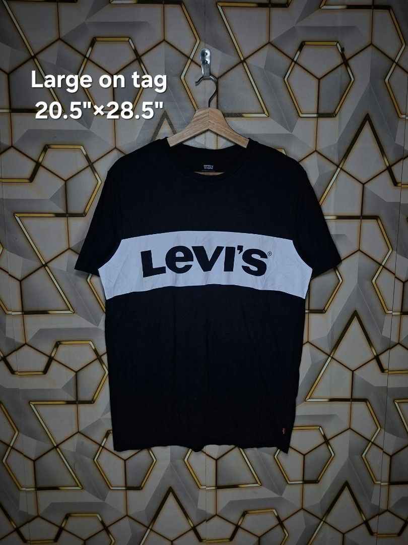 Levi's spell out logo shirt (Category: Tshirts & Polo Shirts ) located in Tagaytay City. Submitted by joselito_acosta (Listing ID 1468013152, Image 1). Description: Levis spell out logo shirt In excellent condition No issues 9.5/10 color rtae Large on tag 20.5"×28.5" Authentic ✅ ✅ ✅ Mine: 450+shipping fee Location: tagaytay Dm to purchase 📩 📩 📩.
