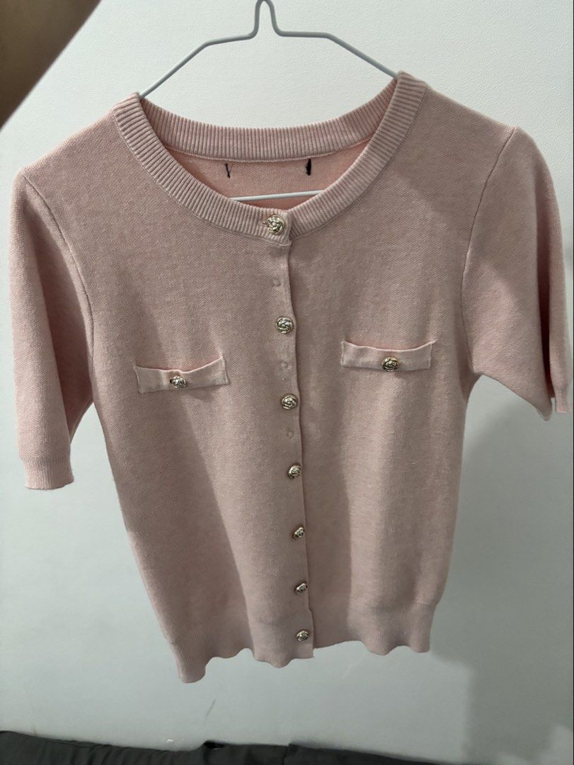 Light pink knitted top (Category: Others Tops) located in San Fernando. Submitted by _itsmedani (Listing ID 1467997361, Image 1). Description: Worn once onlyy No flaws/issues Payment first via Gcash/Bank Transfer.