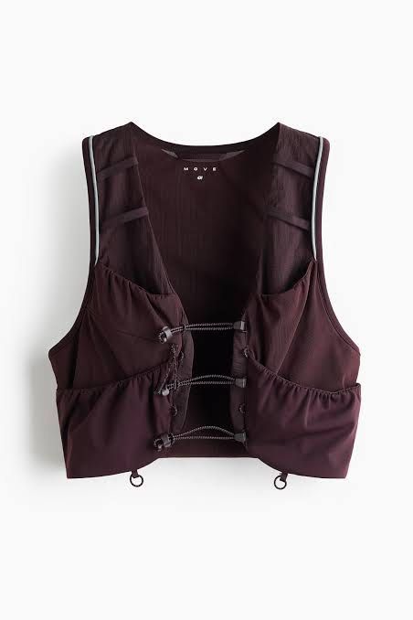 LIGHTWEIGHT RUNNING VEST WITH DRYMOVE™ (Category: Activewear) located in Quezon City. Submitted by tan__k (Listing ID 1467859770, Image 3). Description: Move by H&M Size XS Retails 3000+ Never worn / Brandnew condition No when worn.