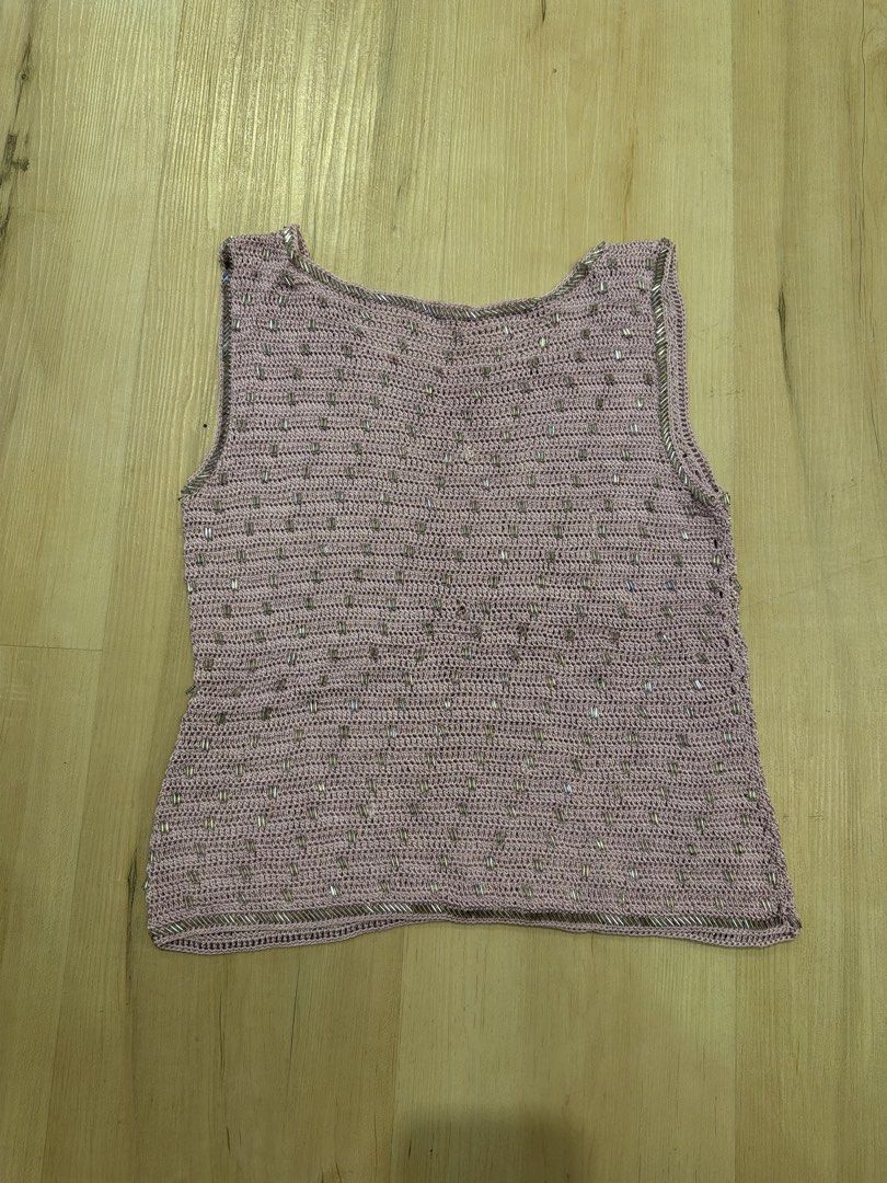 Lilac Beaded Sleeveless Tank Top (Category: Sleeveless) located in Manila. Submitted by _____car0usell (Listing ID 1467959719, Image 3). Description: fits xs-s got for 1k+ in vintage thrift used twice.