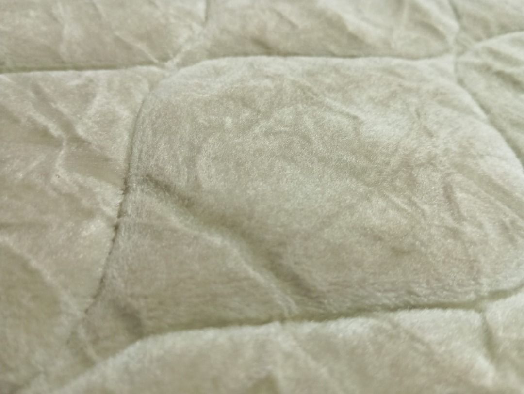 Lily Dream | Health Heated Mattress Pad with Control Panel, Furniture ...
