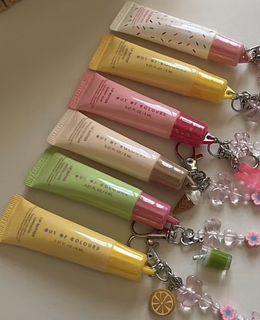 (Category: ) located in . Submitted by vintageaccessories (Listing ID 1467984578, Image 1). Description: .