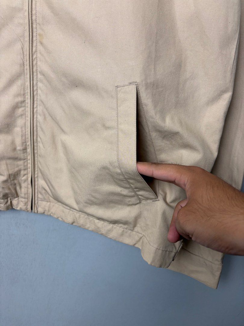 L.L Bean Lined Khaki Harrington Jacket (Category: Coats, Jackets and Outerwear) located in Mandaluyong City. Submitted by fellas_ph (Listing ID 1467947252, Image 3). Description: Excellent condition No issues Size M 22" Width 26.5" Length 19" Shoulders 25.5" Sleeve Length.