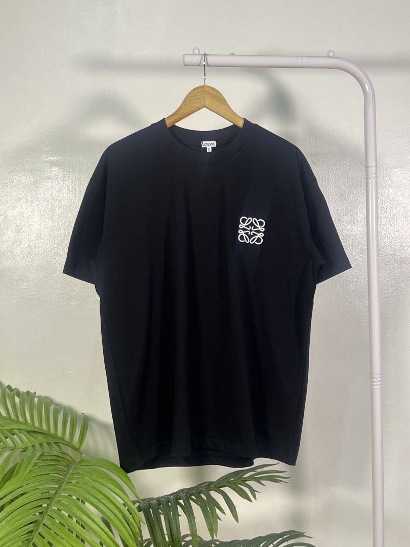 Loewe embroidered logo tee (Category: Tshirts & Polo Shirts ) located in Las Pinas. Submitted by thriftstax (Listing ID 1468051302, Image 1). Description: excellent pristine condition with hang tags medium on tag 23x29.