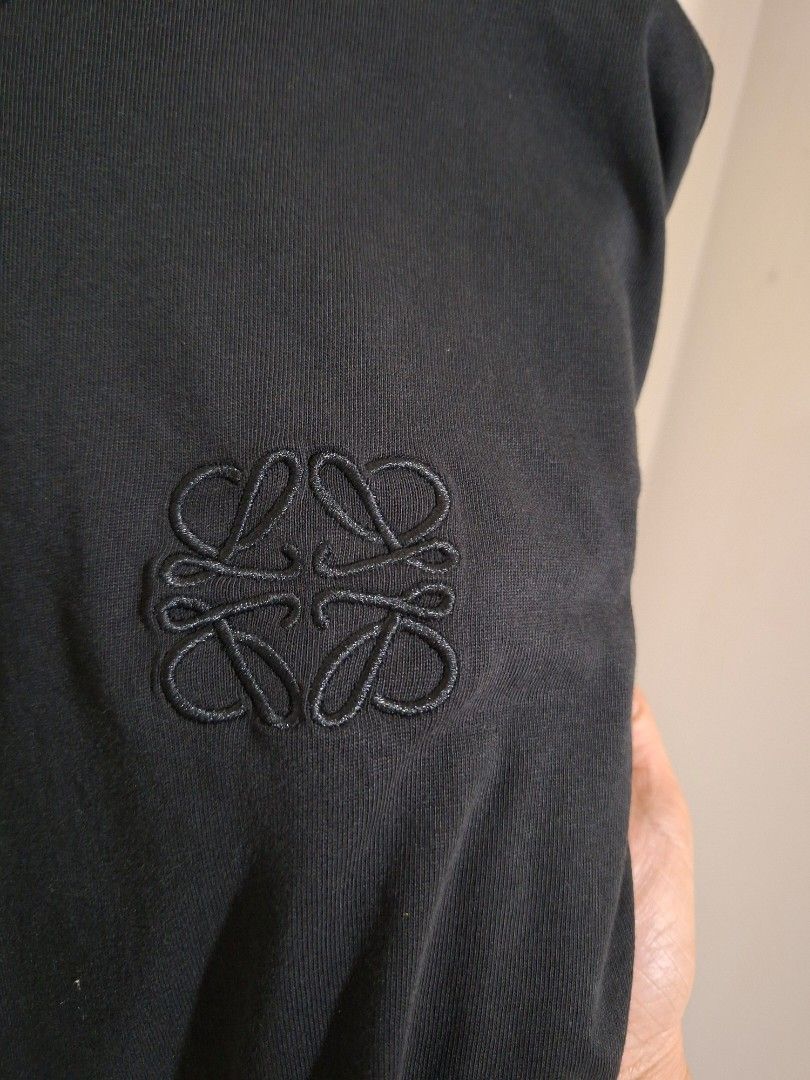 Loewe oversized anagram t-shirt (Category: Luxury Apparel) located in Subic. Submitted by petitecorner22 (Listing ID 1467980190, Image 3). Description: up to L.