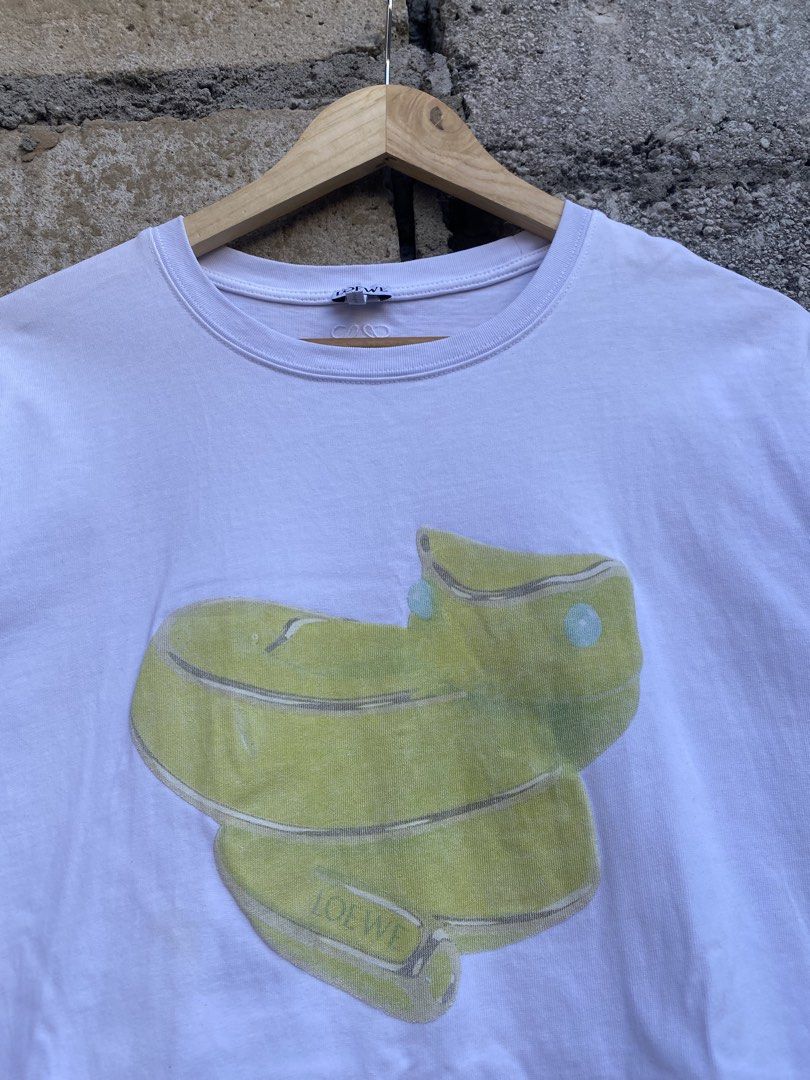 Loewe Snake Tee (Category: Formal Shirts) located in Candaba. Submitted by dejesus.bench17 (Listing ID 1468011463, Image 3). Description: Loewe Graphic Snake Tee -Color: White -Condition: Excellent -Color rate: 9/10 -Issue: Minor print fade -Dimes: W22 L28 -Price: 554 + ship.
